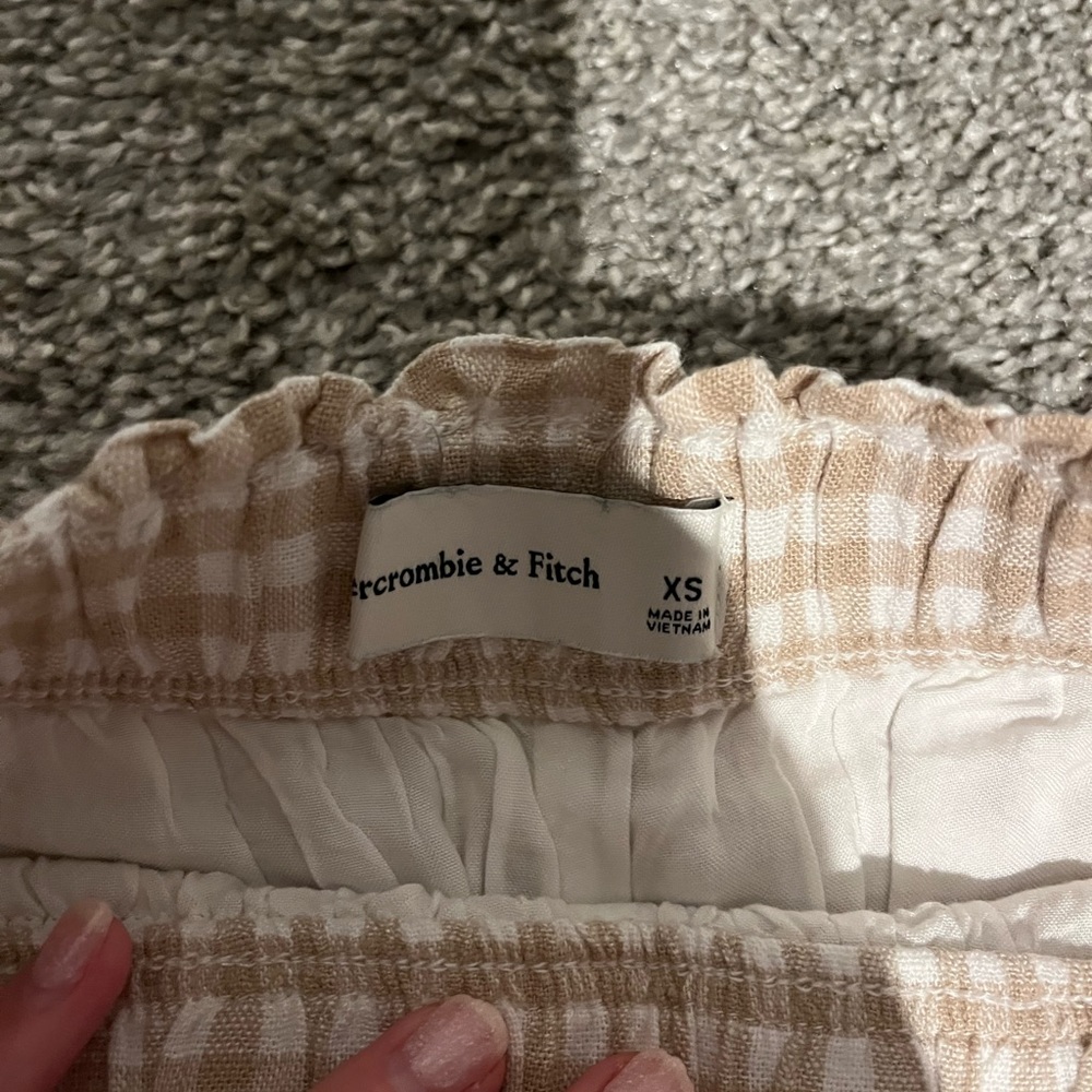 Abercrombie Shorts - Picture 2 of 2